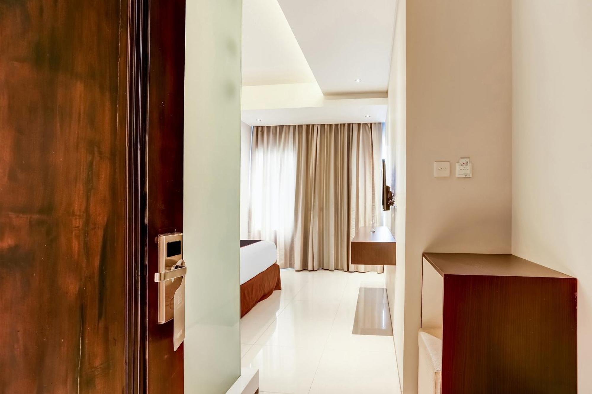 Collection O Legian Near Pantai Kuta Formerly Premium Legian Ngoại thất bức ảnh