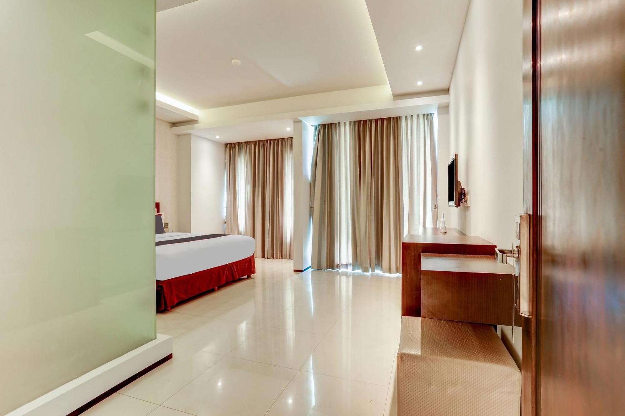 Collection O Legian Near Pantai Kuta Formerly Premium Legian Ngoại thất bức ảnh